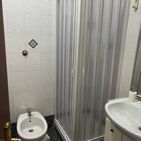 Pochi Passi Da San Pietro Metro A Cipro Daire *