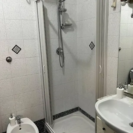 Daire Pochi Passi Da San Pietro Metro A Cipro