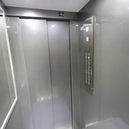 Pochi Passi Da San Pietro Metro A Cipro Appartement