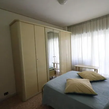 Pochi Passi Da San Pietro Metro A Cipro